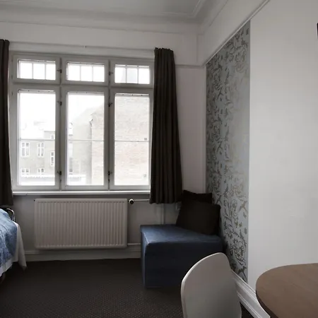 Savoy Hotel 3*