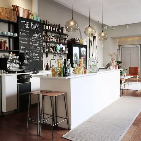 サボイ ホテル 3*