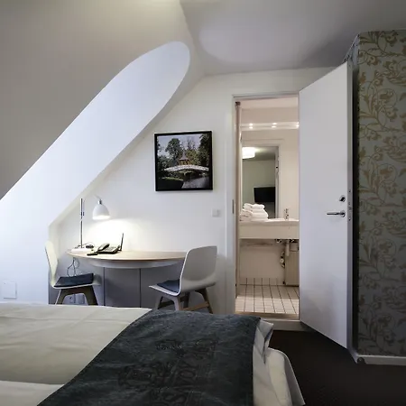 Savoy 3*